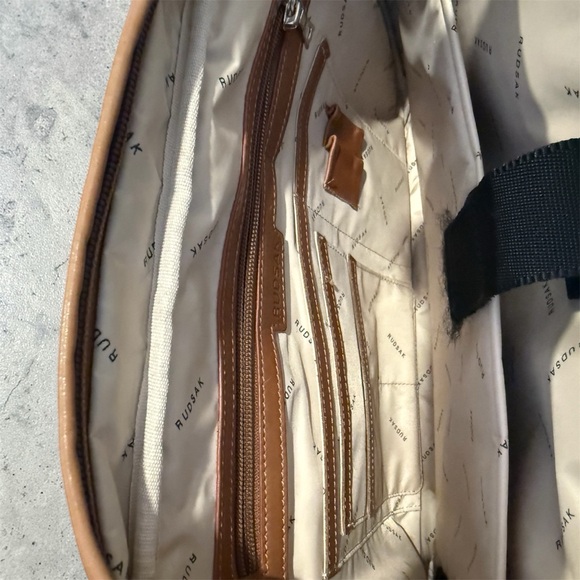 RUDSAK Tan Leather Laptop Bag - Structured & Professional - Picture 4 of 9
